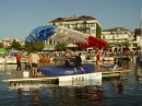 parachute lachen 050812 19.16-01 Daniel Wagner * Rmy BALAUD au pos dans le port de LACHEN * 1280 x 960 * (318KB)